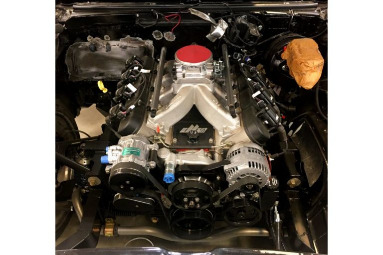 Custom 1969 Camaro Don Hardy Racing engine install