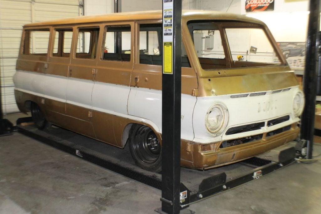 Custom 1969 Dodge A 108 Hemi Van build