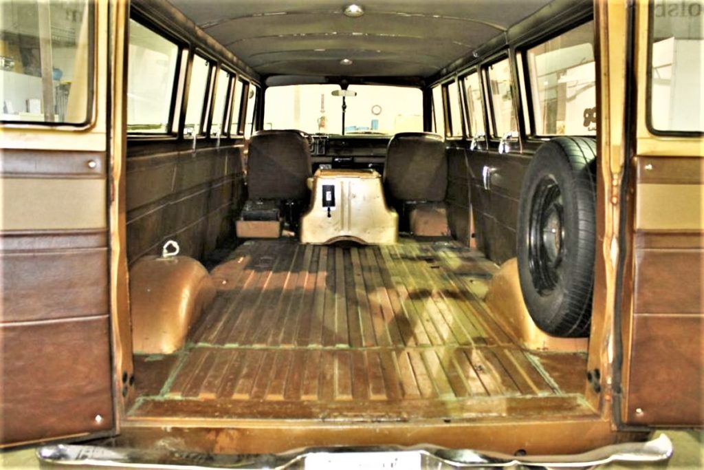 Custom 1969 Dodge A 108 Hemi Van build all stock